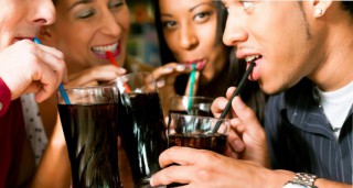 Quel est l’impact des sodas et boissons sucrées sur notre santé ?