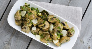 Salade de champignon et sauce au yaourt