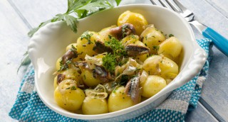 Salade de pommes de terre aux anchois